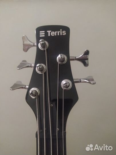 Бас гитара 5 струнная Terris
