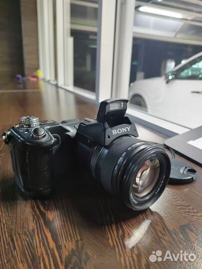 Sony CyberShot DSC-F828