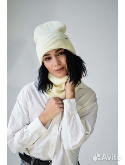 Комплект шапка и снуд