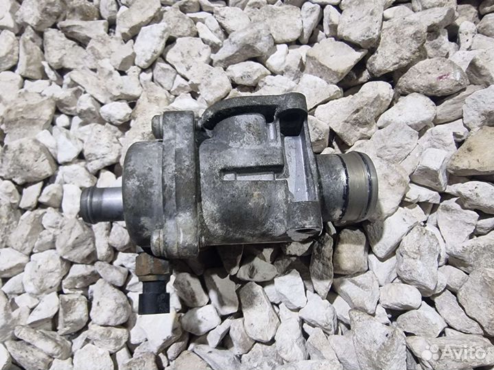 Корпус термостата Датсун