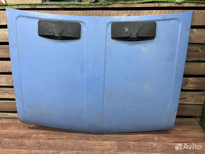 Капот на Ваз 2106