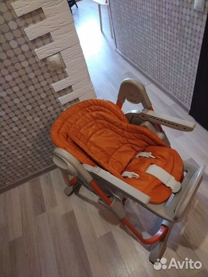 Детское кресло для кормления chicco