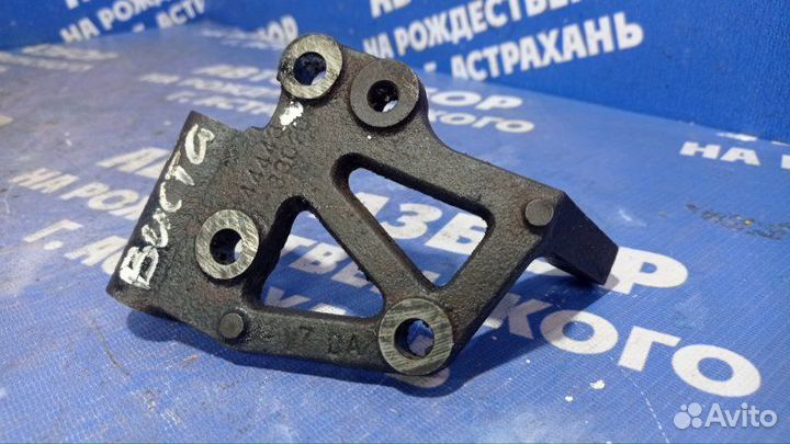 Кронштейн гидроусилителя руля Toyota Vista седан