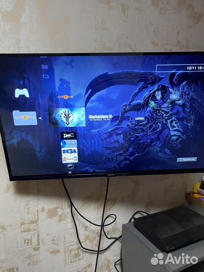 Sony PS3 прошитая + 4 геймпада