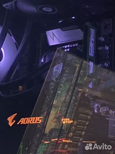 Xeon E5 2667 v2 + x79 huanan 2.49pb + 32gb