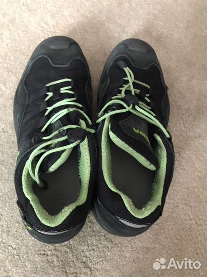 Кроссовки lowa, р.33