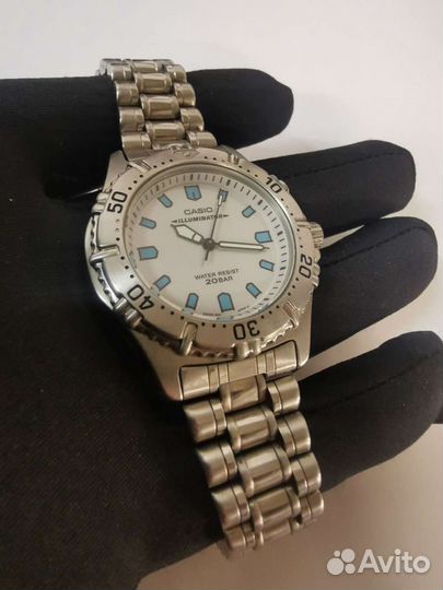 Casio Illuminator MD748