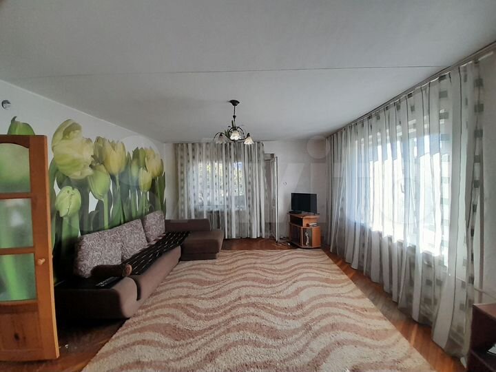 2-к. квартира, 78 м², 1/2 эт.