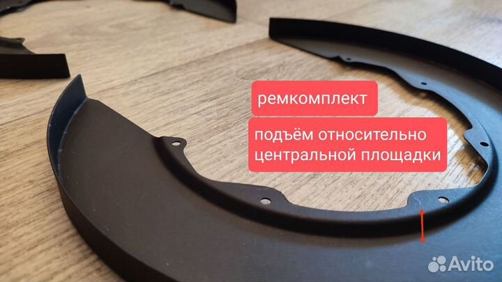 Щит опорный задний Mitsubishi Lancer 10