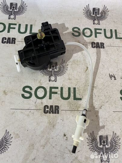 Активатор замка крышки бензобака Lexus Gs430