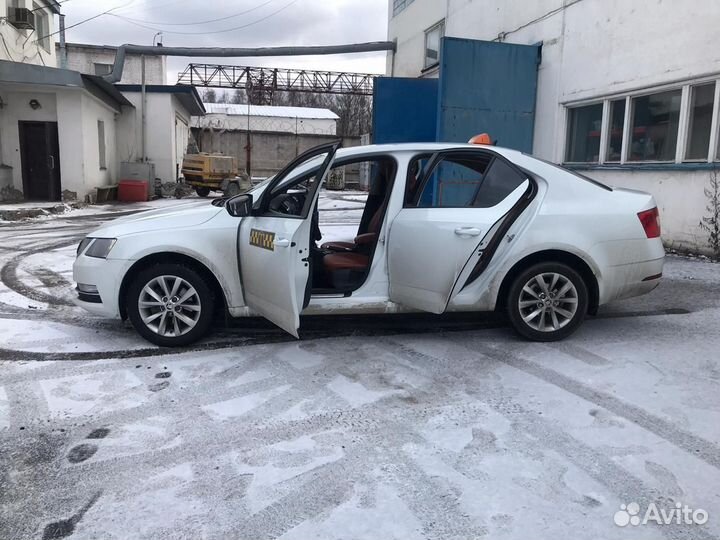 Чехлы Шкода Октавия А7 из Экокожи Ромб Автопилот