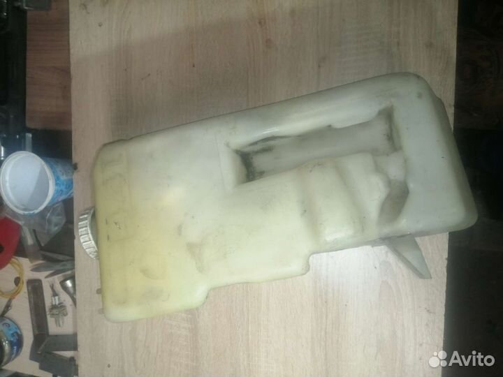 Бачок омывателя Audi 100/А6 45