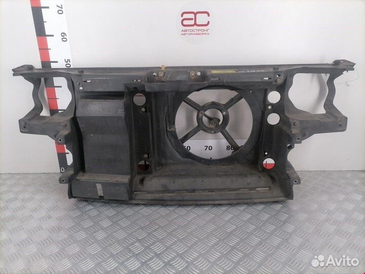 Панель передняя (телевизор) для Volkswagen Golf 3