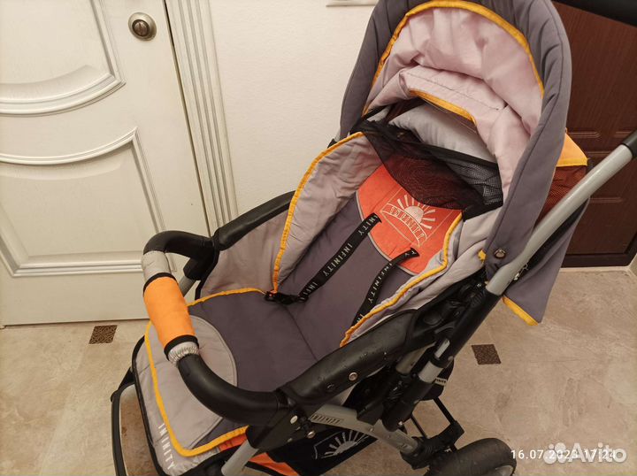 Коляска infiniti comfort lux и бизиборд большой