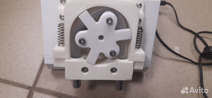 Перестальтический насос многофункциональный