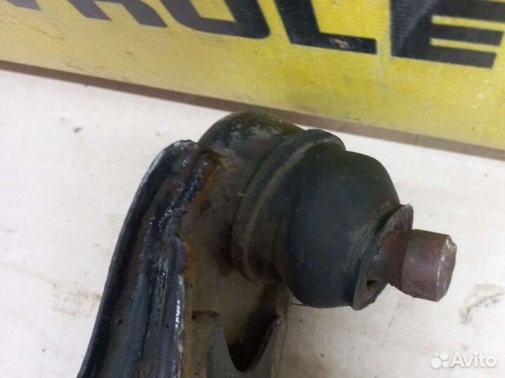 Рычаг передний нижний Шевроле Спарк м200