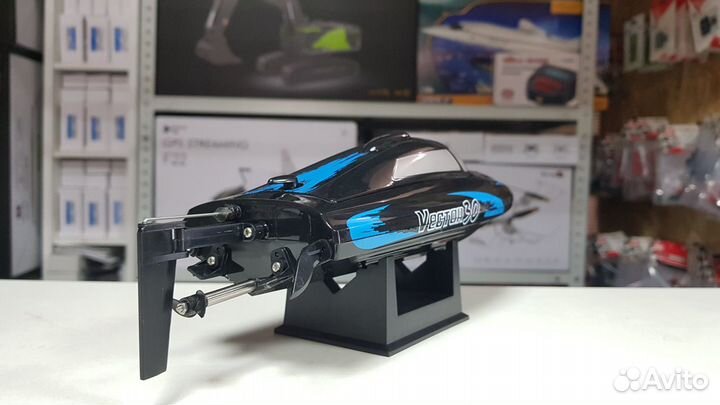 Радиоуправляемый катер Volantex RC Vector 30 2.4G
