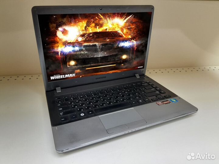 Ноутбук Samsung/AMD A10/4Gb/Radeon HD до 8Gb+SSD