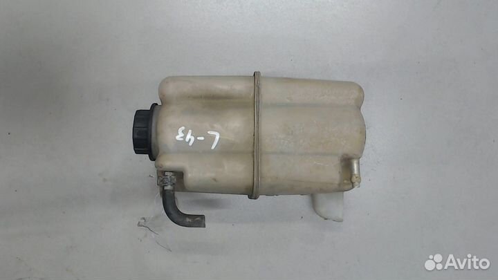 Бачок расширительный Nissan Titan, 2005