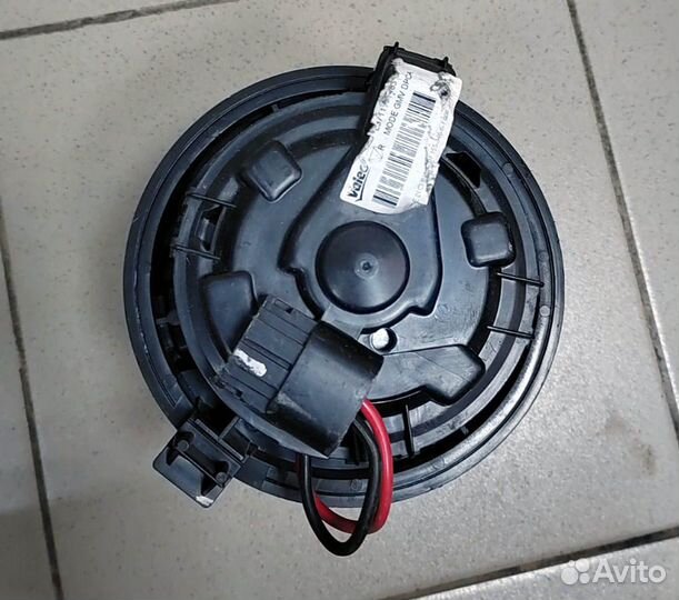 Моторчик отопителя Peugeot 2008 / 208 (дефект)