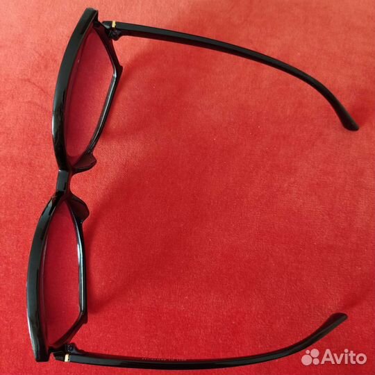 Солнцезащитные очки женские