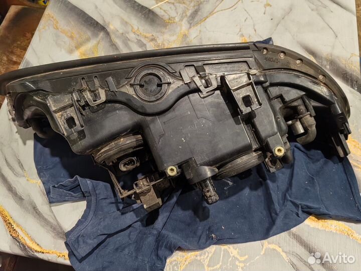Фара передняя правая BMW E39