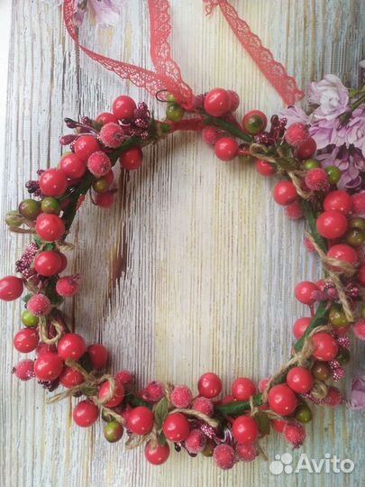 Венок на голову с ягодками