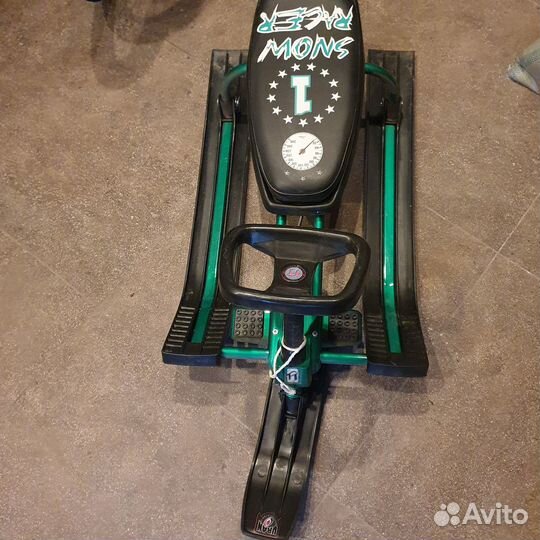 Детский снегокат snowracer
