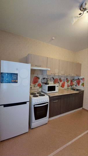 1-к. квартира, 35 м², 1/17 эт.