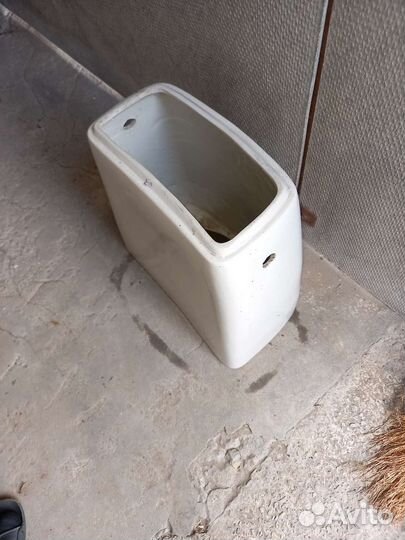 Бачок для унитаза