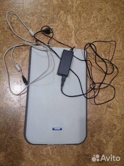 Сканер Epson Perfection