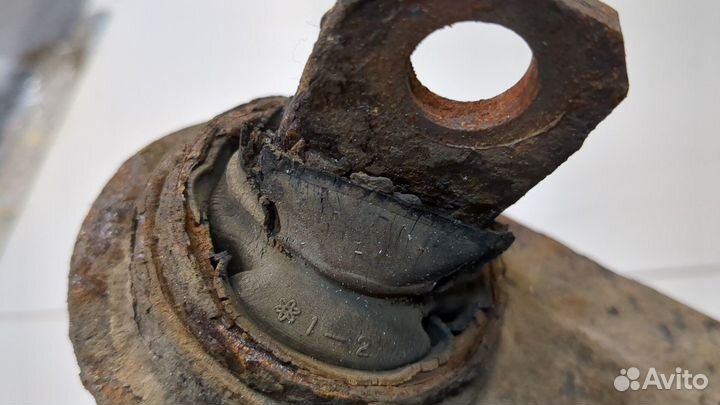 Ступица (кулак, цапфа) Mazda CX-7, 2010