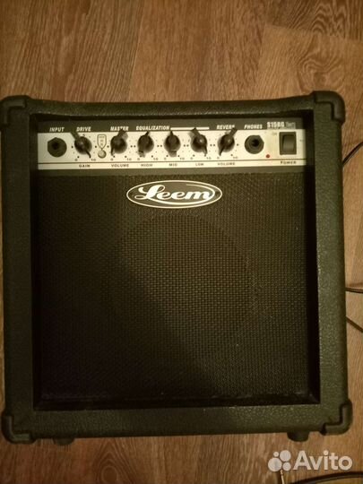 Электрогитара Squier stratocaster