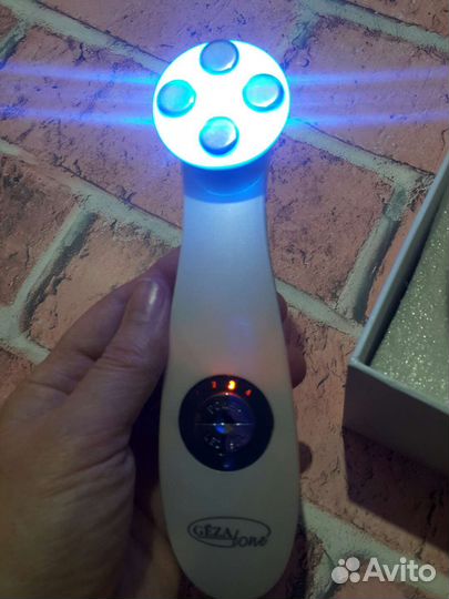 Массажер для лица mezolight