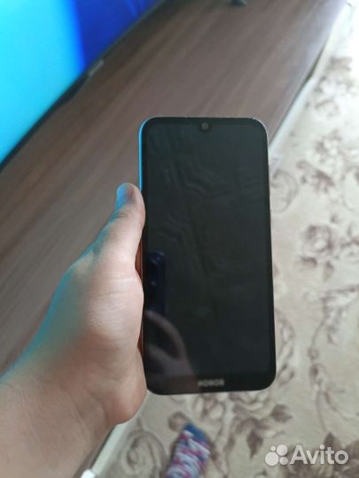 Телефон