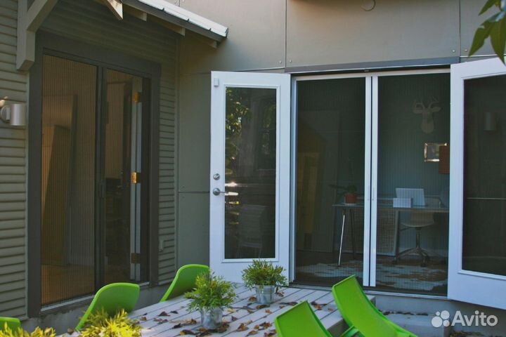 Пластиковые двери