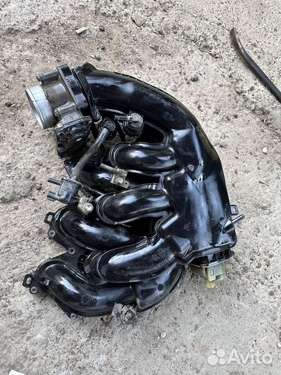 Впускной коллектор с дроссельной заслонкой