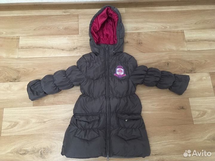 Куртка для девочки размер 110 (б/у)