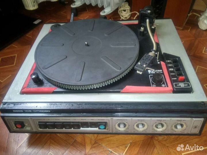 Проигрыватель винила Вега 108