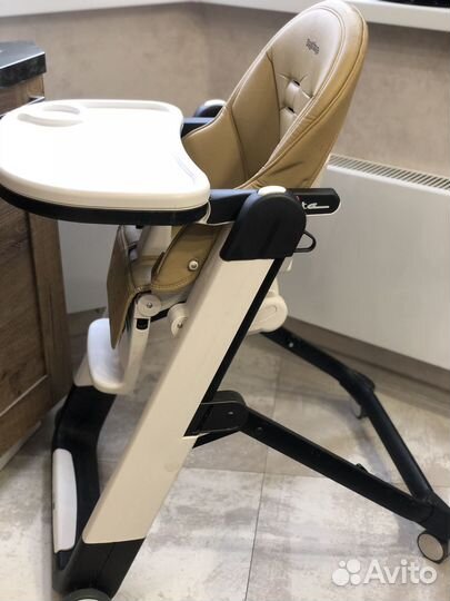 Детский стульчик для кормления Peg Perego Siesta