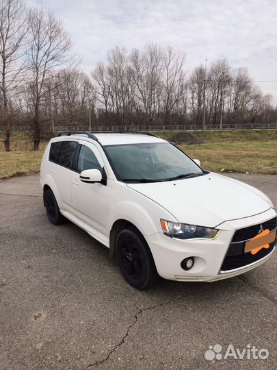 Mitsubishi Outlander 2.0 CVT, 2011, 236 494 км