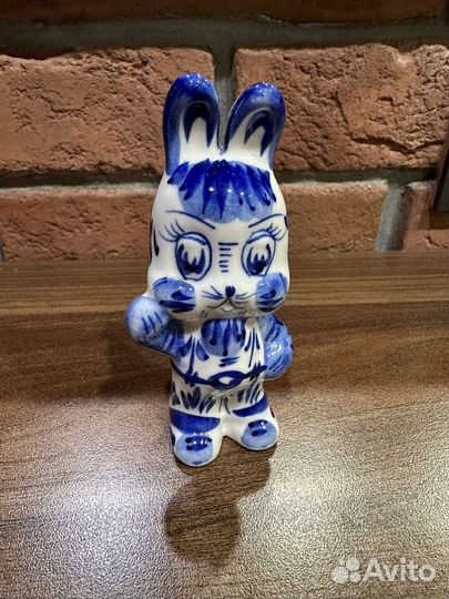 Фарфоровые статуэтки