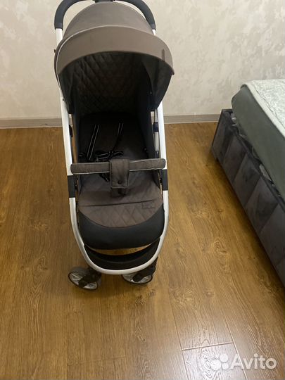 Прогулочная коляска capella