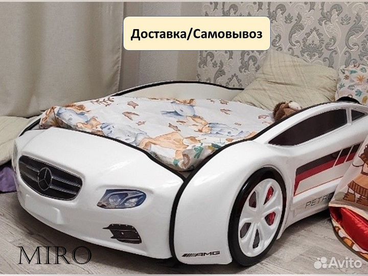 Детская кровать машина