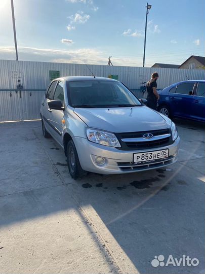 Капот LADA granta 1