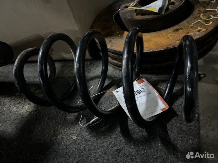 Пружина передняя Skoda Octavia (A5 1Z) 2004-2013