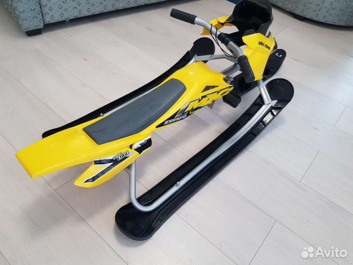 Детский снегокат brp seadoo