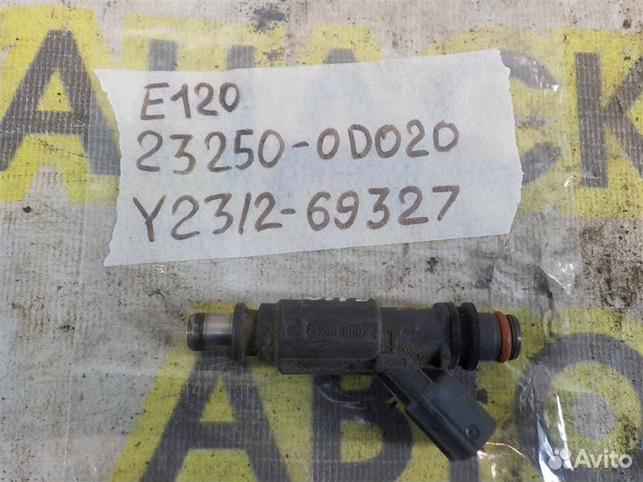 Форсунка инжекторная электрическая Toyota Corolla