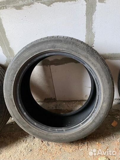 Bridgestone Potenza RE050 245/45 R18