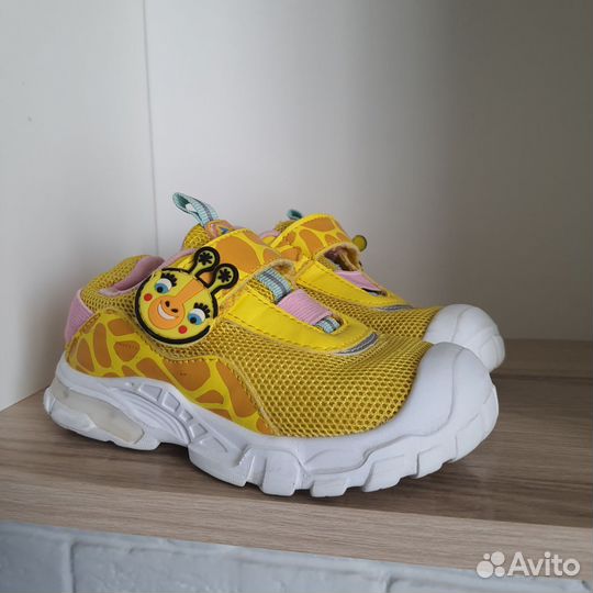 Кроссовки, состояние отличное